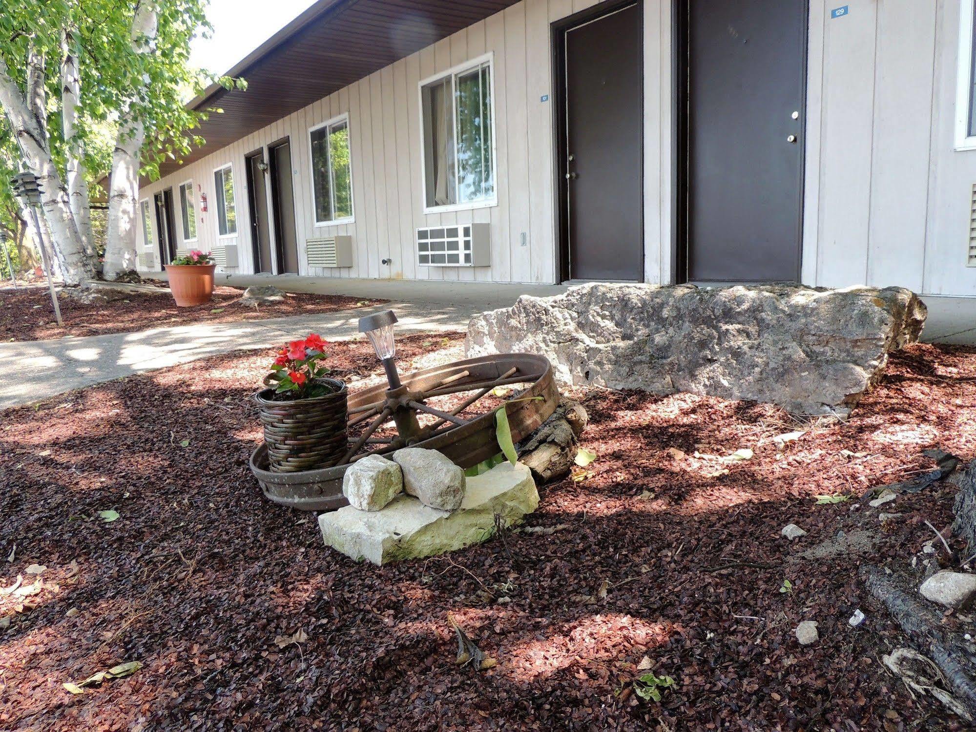 Sister Bay Inn Exterior photo